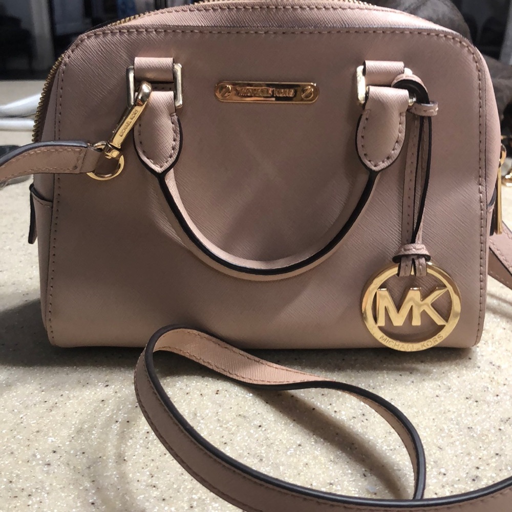 Micheal Kors mini crossbody